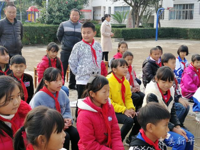 寒冬新化白达莫小学体验不一样的课堂